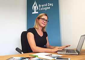 Die HMKW-Studentin Anne-Laura Sanchez organisiert für basta!media den Brand Day Cologne 2015.