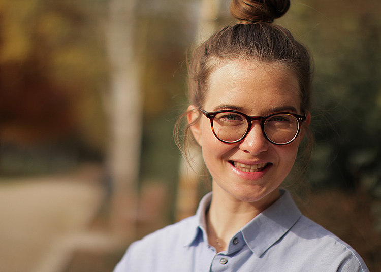 Berufseinstieg mit Volontariat: Absolventin Yvonne Röttgers ist der Einstieg in die PR-Branche gelungen.