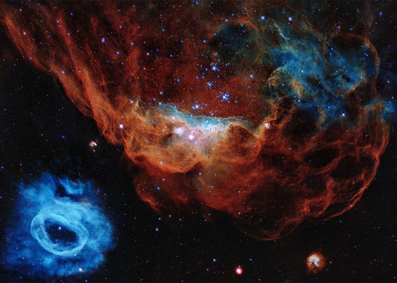 Blick in ferne Galaxien: Eine Hauptaufgabe der Tätigkeit von Lorenzo Cervantes ist es, auch Laien komplexe Zusammenhänge verständlich zu machen. (Foto: © NASA, ESA, and STScI) 