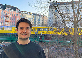 Hat sich in Berlin gut eingelebt: Hugo Delgado, Studierender des M.A. Internationales Marketing und Medienmanagement