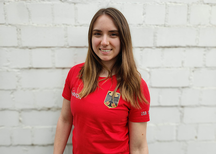 Lisa Schlagbauer ist WM-Teilnehmerin im Kraftdreikampf. An der HMKW studiert sie im M.A. Public Relations und Digitales Marketing.